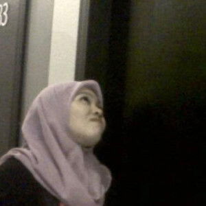 hanie hussin profile icon