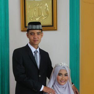 Sisri Yuna profile icon