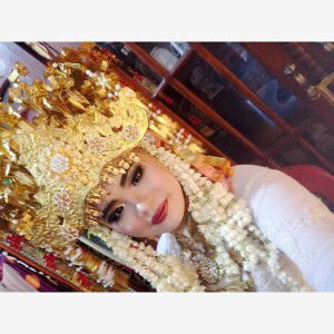 Iin Indriani Al-vaqev profile icon