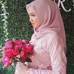 Rysha Yulianty profile icon