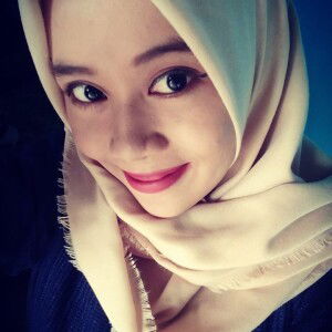 Desi Eka Saputri profile icon