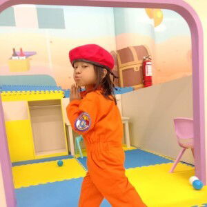 Warni Sri Lestari profile icon