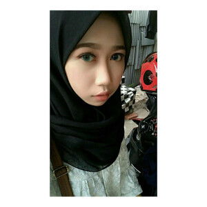 Ayu Putrianti profile icon