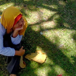 Rully nurulinayah profile icon