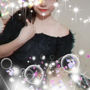 Nhung Hoàng profile icon