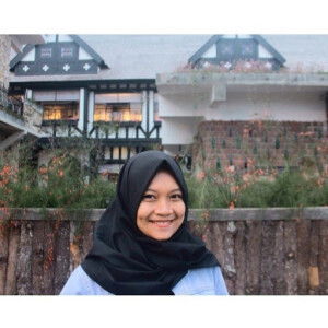 Fitriyani Suni profile icon