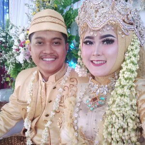 Nunuy Hikmah profile icon