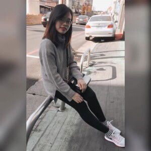 Selly Anggraeni Saputri profile icon