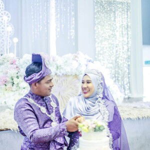 Zura Aziz profile icon