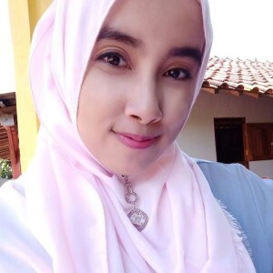 Nyla Fitriya Laviana profile icon