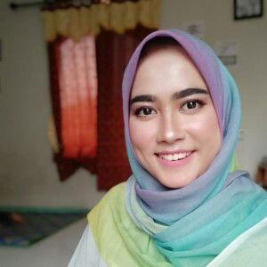 Lulu Fitriyanti profile icon