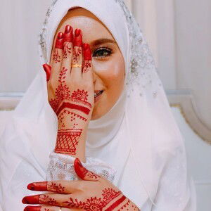 Atiey Surniaty profile icon