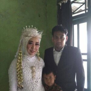 Holilah Nazril profile icon