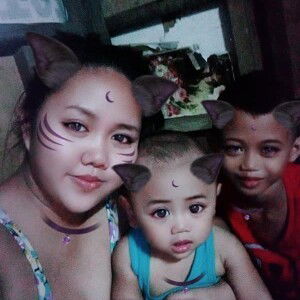 Julie Ann Llauderes profile icon