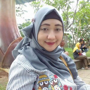 Erna Suzana profile icon