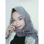 Lola Indriani profile icon