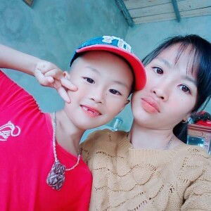 Hoa Hoàng profile icon