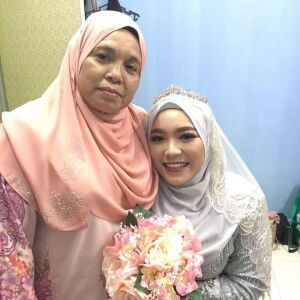 Syuriani Juwahil profile icon