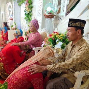 Tya Setyani profile icon