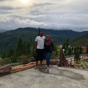 Cik Puan Ros Merah profile icon