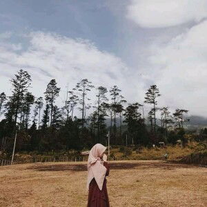 Siti Khanifah profile icon