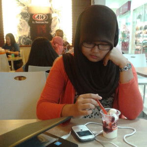 Nira Ayu profile icon