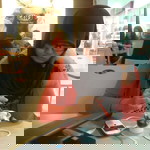 Nira Ayu profile icon