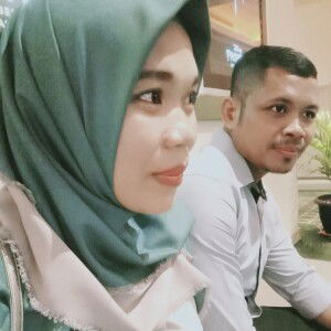 Neni Mailianti profile icon