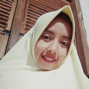 Putri Aprilia profile icon