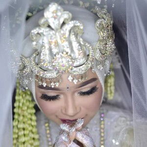 Lisa Haerudin profile icon