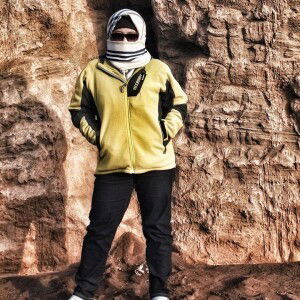 Dewi Ratna Sari profile icon