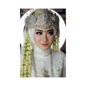 Putri Wiranti profile icon