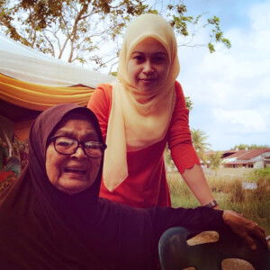 Nur Azian profile icon