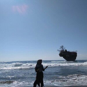 Dewi Dewi profile icon