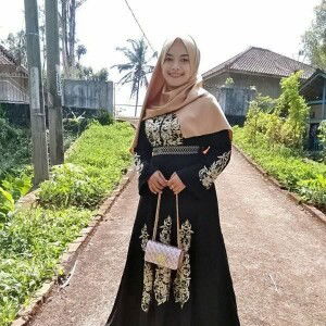 Siti Nursadiah profile icon