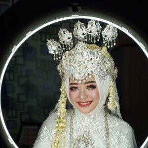 Khoirunnisa Lina profile icon