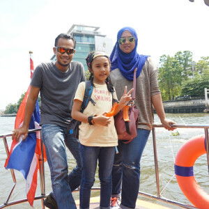 KhAzwa Family Vlog profile icon