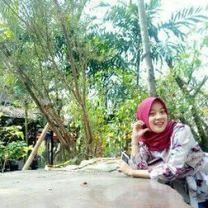 Asih Fania profile icon