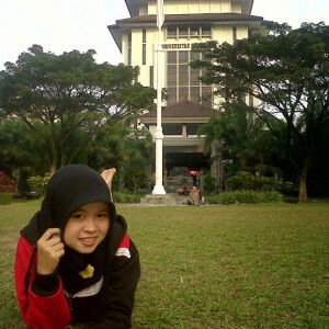 Fitri yani profile icon