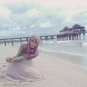 munawaroh eka saputri profile icon