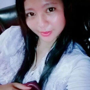 Lelen Putri Violla profile icon