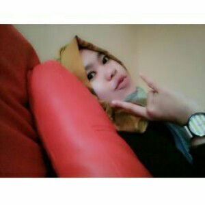 Reni Nuraeni profile icon