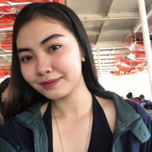 Charish Divinagracia profile icon