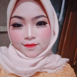 Yhullia profile icon