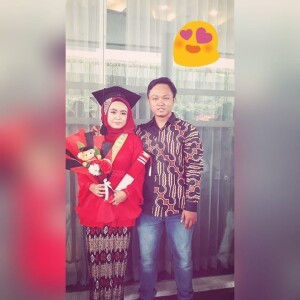 Nur Hayati profile icon