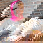 Yana Hee profile icon