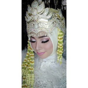 Selly Febrita Sari profile icon