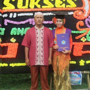 Nurul Yuliani Putri profile icon