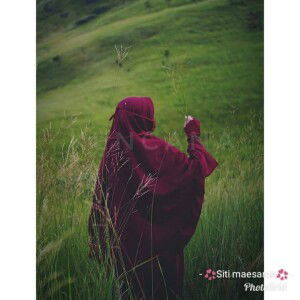 Siti Maesaroh profile icon