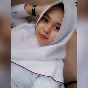 Fatiya Khairunnisa profile icon